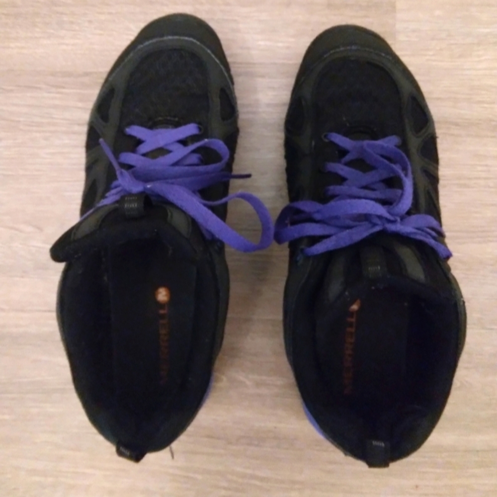 Merrell trail runners - Picture 5 of 11